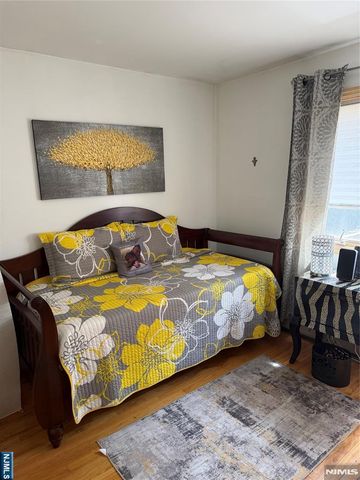 408 7th Street B, Palisades Park, NJ 07650