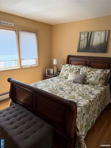 408 7th Street B, Palisades Park, NJ 07650
