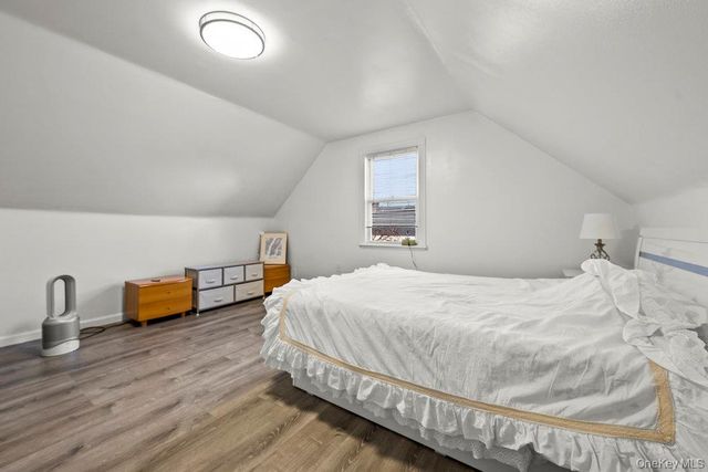 505 7TH AVE, New Hyde Park, NY 11040