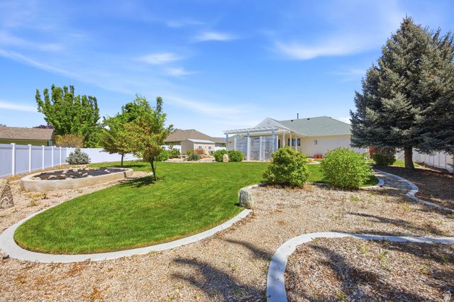 776 S FLINT ST, Layton, UT 84041