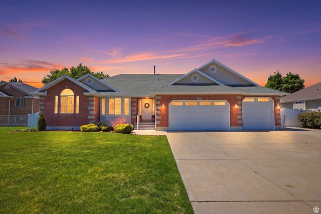776 S FLINT ST, Layton, UT 84041