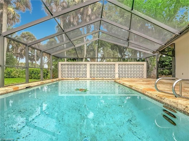 1625 Silverwood CT, North Fort Myers, FL 33903