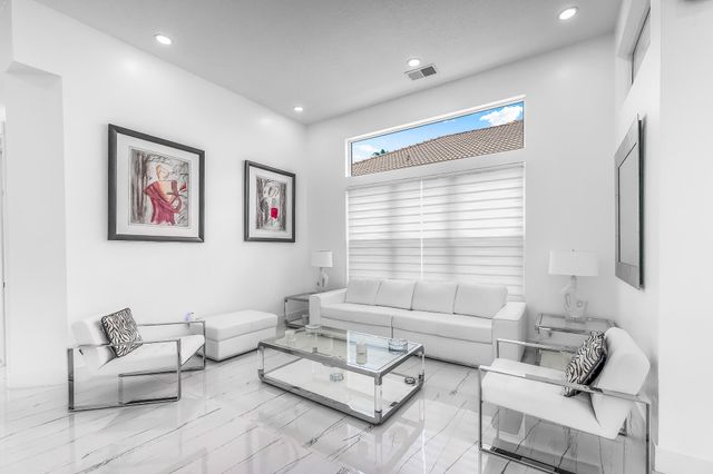 623 SW Lake Charles Circle, Port St. Lucie, Port St Lucie, FL 34986
