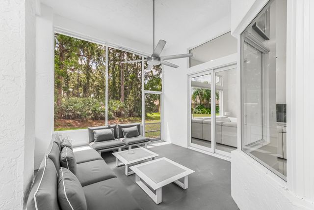 623 SW Lake Charles Circle, Port St. Lucie, Port St Lucie, FL 34986