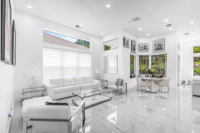 623 SW Lake Charles Circle, Port St. Lucie, Port St Lucie, FL 34986