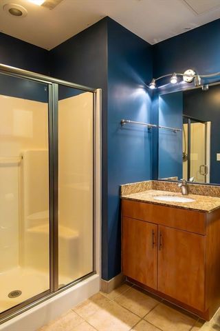 130 John St 212, Lowell, MA 01852