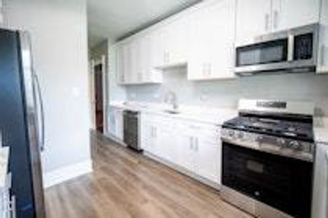 6360 S Greenwood Avenue 2, Chicago, IL 60637