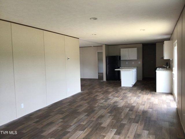 710 Sunnyside Loop, Greeneville, TN 37743