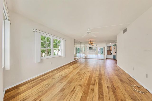 1300 N PORTOFINO DRIVE 208, Sarasota, FL 34242