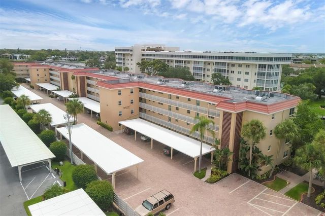 1300 N PORTOFINO DRIVE 208, Sarasota, FL 34242