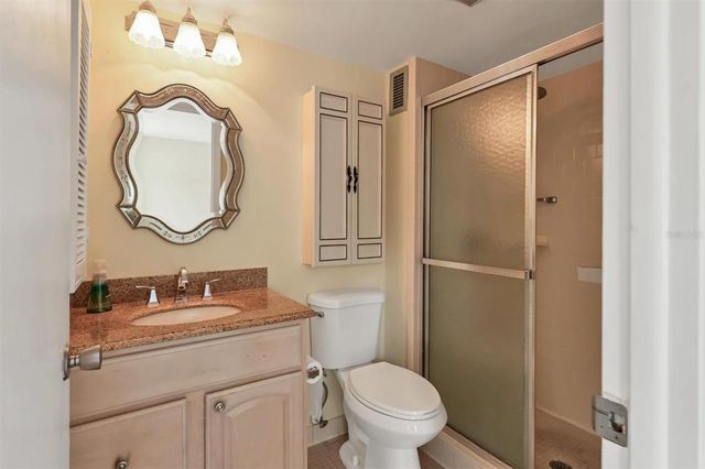 1300 N PORTOFINO DRIVE 208, Sarasota, FL 34242
