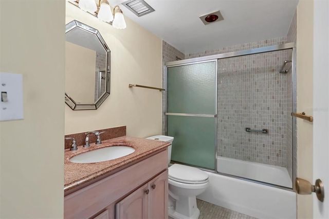 1300 N PORTOFINO DRIVE 208, Sarasota, FL 34242