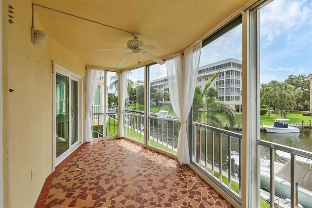 1300 N PORTOFINO DRIVE 208, Sarasota, FL 34242
