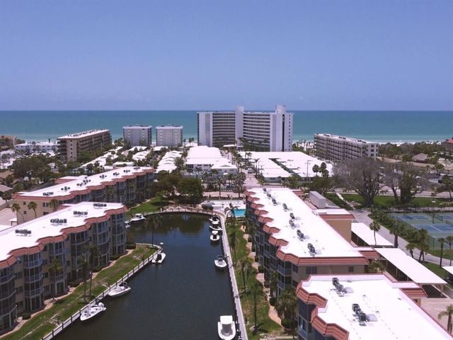 1300 N PORTOFINO DRIVE 208, Sarasota, FL 34242