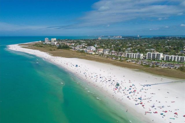 1300 N PORTOFINO DRIVE 208, Sarasota, FL 34242