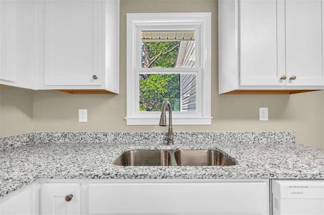 266 Randall Street, Lavonia, GA 30553