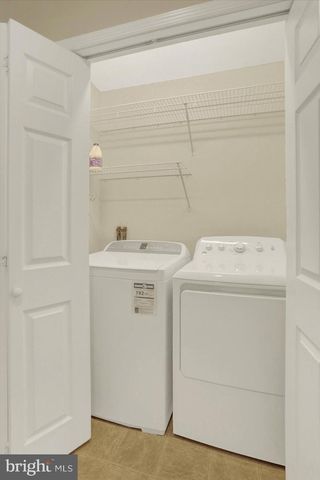 1316 WILLOW CREEK DR, Mount Joy, PA 17552
