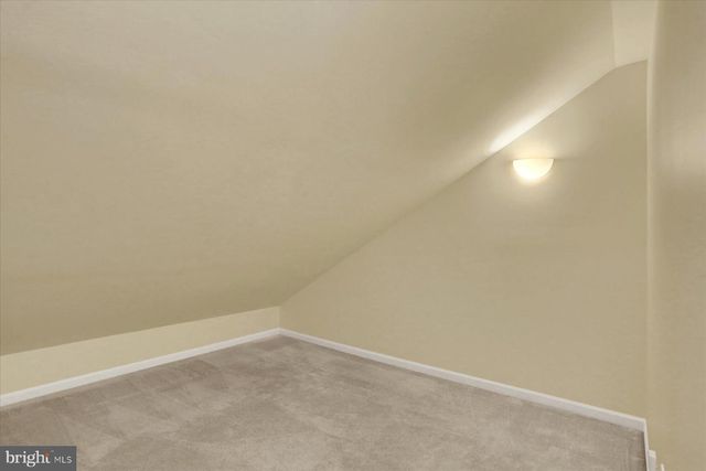 1316 WILLOW CREEK DR, Mount Joy, PA 17552