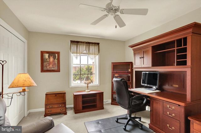 1316 WILLOW CREEK DR, Mount Joy, PA 17552