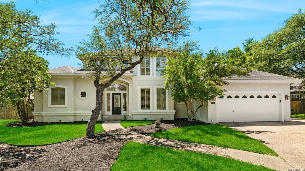 8522 FAIRWAY BEND DR, Boerne, TX 78015