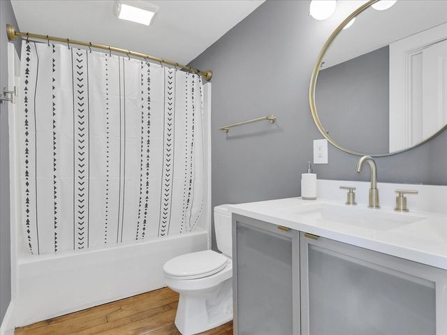 281 Essex St 303, Salem, MA 01970