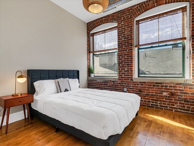 281 Essex St 303, Salem, MA 01970