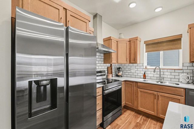 5517 S Spirea Ave Avenue, Sioux Falls, SD 57108