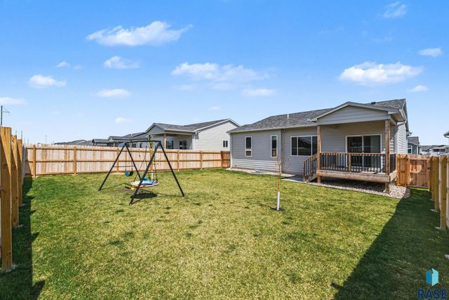 5517 S Spirea Ave Avenue, Sioux Falls, SD 57108