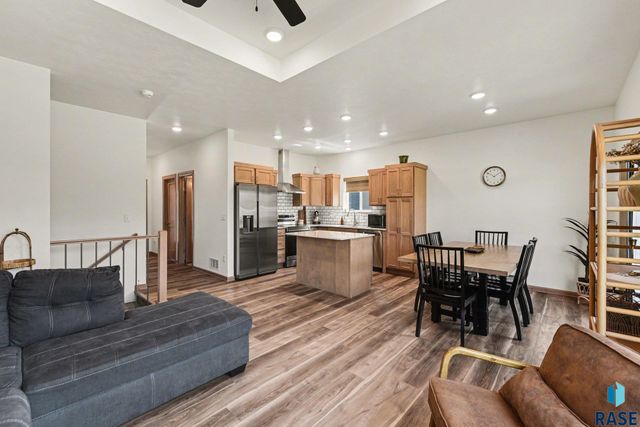 5517 S Spirea Ave Avenue, Sioux Falls, SD 57108
