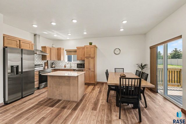 5517 S Spirea Ave Avenue, Sioux Falls, SD 57108