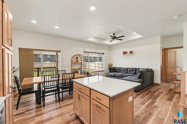 5517 S Spirea Ave Avenue, Sioux Falls, SD 57108