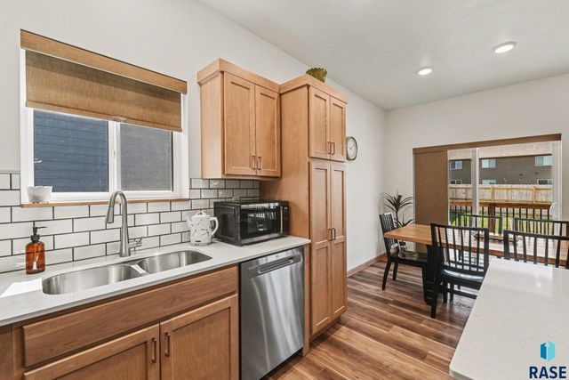 5517 S Spirea Ave Avenue, Sioux Falls, SD 57108