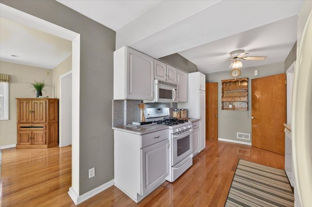 1509 E Stadium Boulevard, Ann Arbor, MI 48104