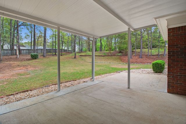 1045 King Place Drive, Columbus, GA 31904