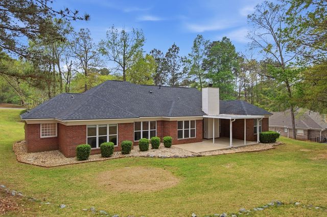 1045 King Place Drive, Columbus, GA 31904