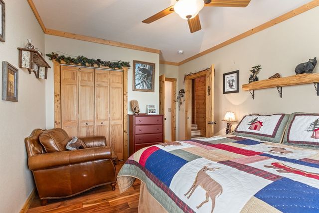 582 Sahkanaga Drive, Murphy, NC 28906