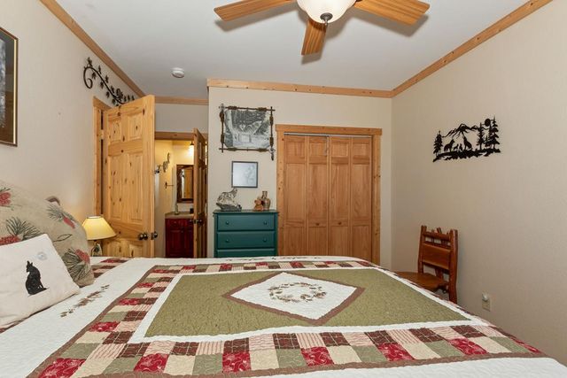 582 Sahkanaga Drive, Murphy, NC 28906