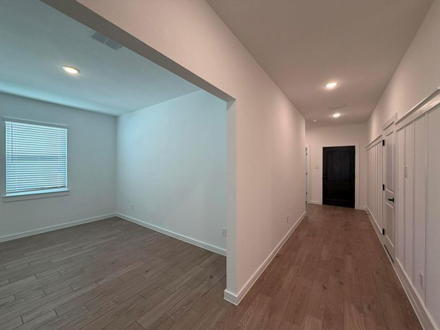 4819 Legends Bay Drive, Baytown, TX 77523