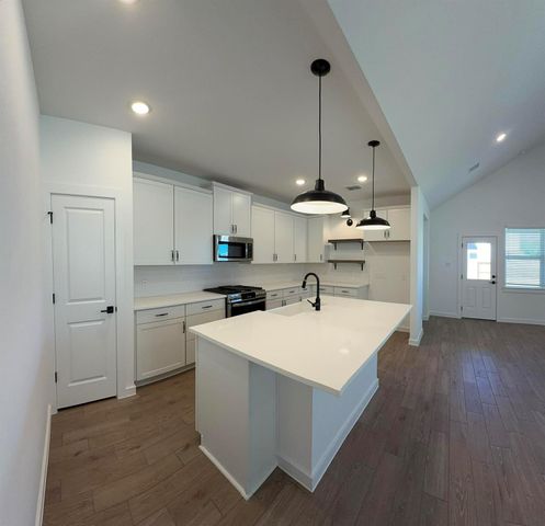 4819 Legends Bay Drive, Baytown, TX 77523