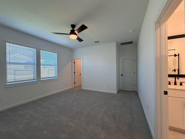 4819 Legends Bay Drive, Baytown, TX 77523