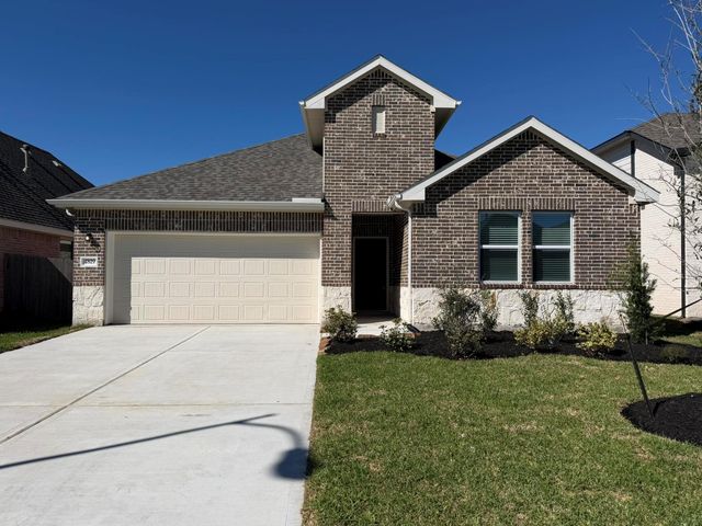 4819 Legends Bay Drive, Baytown, TX 77523