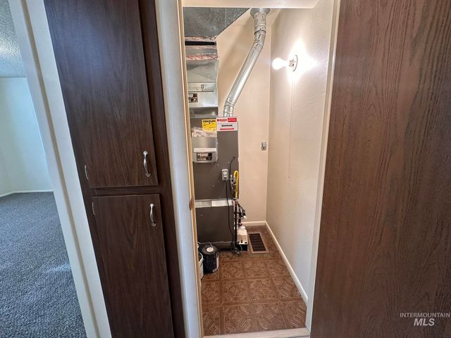 551 Park Meadows Cir, Twin Falls, ID 83301