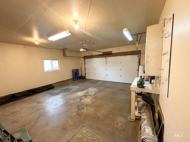 551 Park Meadows Cir, Twin Falls, ID 83301