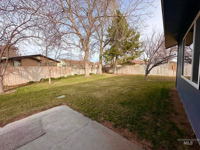 551 Park Meadows Cir, Twin Falls, ID 83301