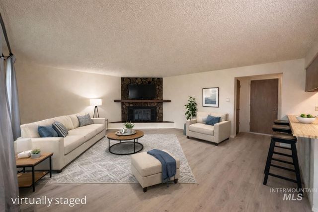 551 Park Meadows Cir, Twin Falls, ID 83301