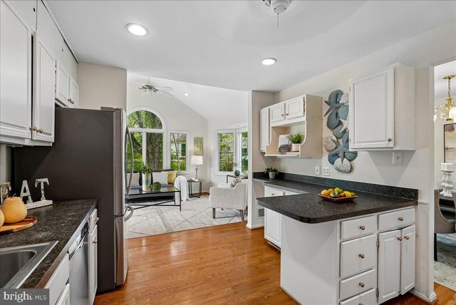 4821 KING SOLOMON DR, Annandale, VA 22003