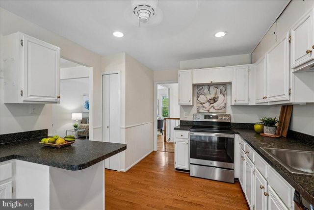4821 KING SOLOMON DR, Annandale, VA 22003