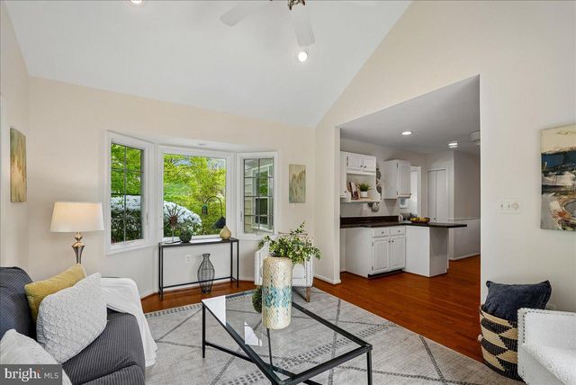 4821 KING SOLOMON DR, Annandale, VA 22003