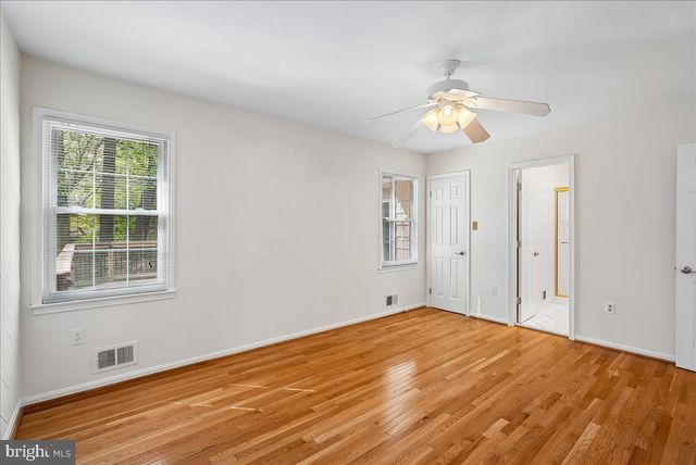 4821 KING SOLOMON DR, Annandale, VA 22003