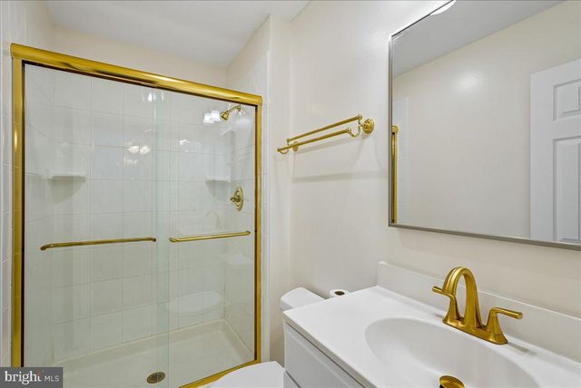 4821 KING SOLOMON DR, Annandale, VA 22003